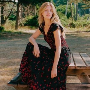 SOLD 💔 The Bodie Dress Christy Dawn